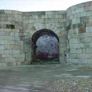 Click para ampliar. Pulsa en el nombre para ver la ficha. Puerta romana de Egitania